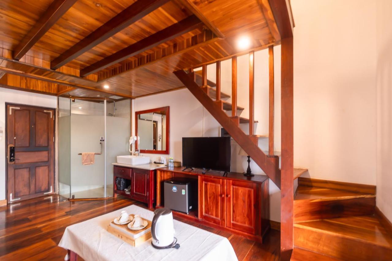 Wisdom Mystery Hotel Luang Prabang Exterior foto